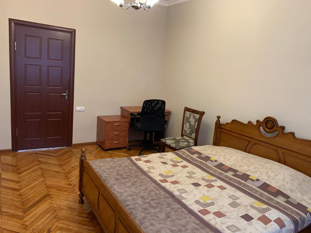 Friendship Hostel & Tours Ереван Номер фото