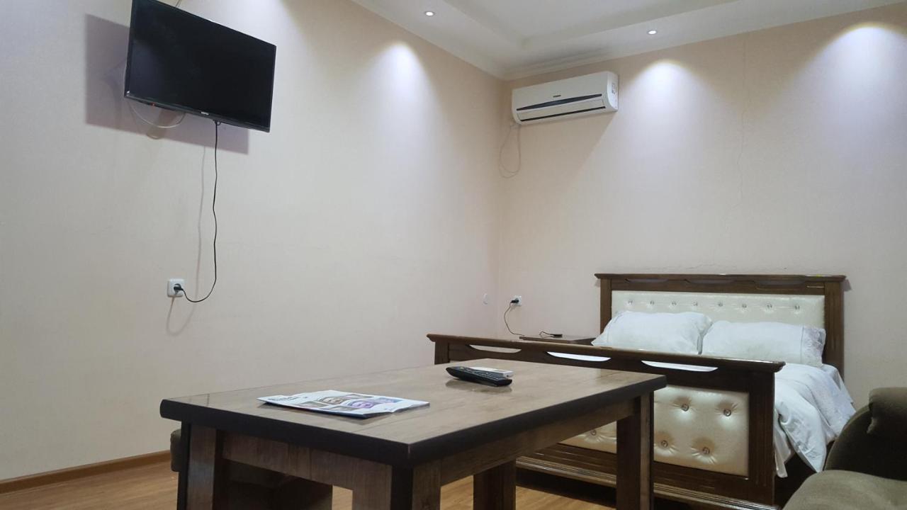 Friendship Hostel & Tours Ереван Экстерьер фото